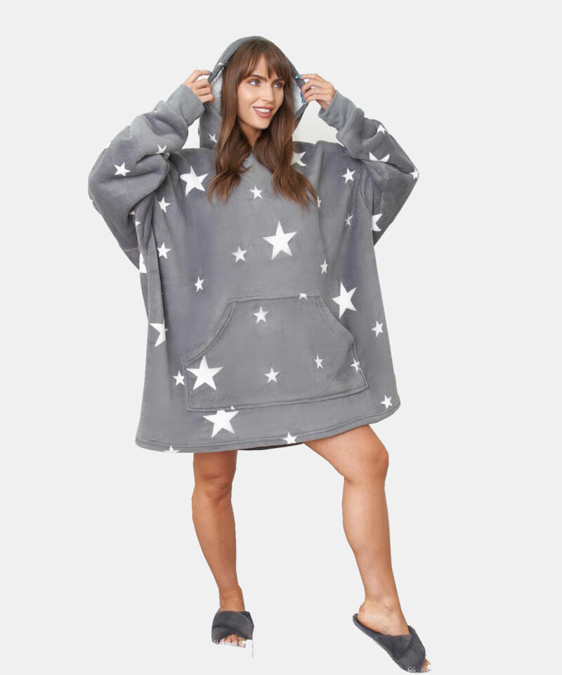 Star-Print-Hoodie-Blanket-Grey-0